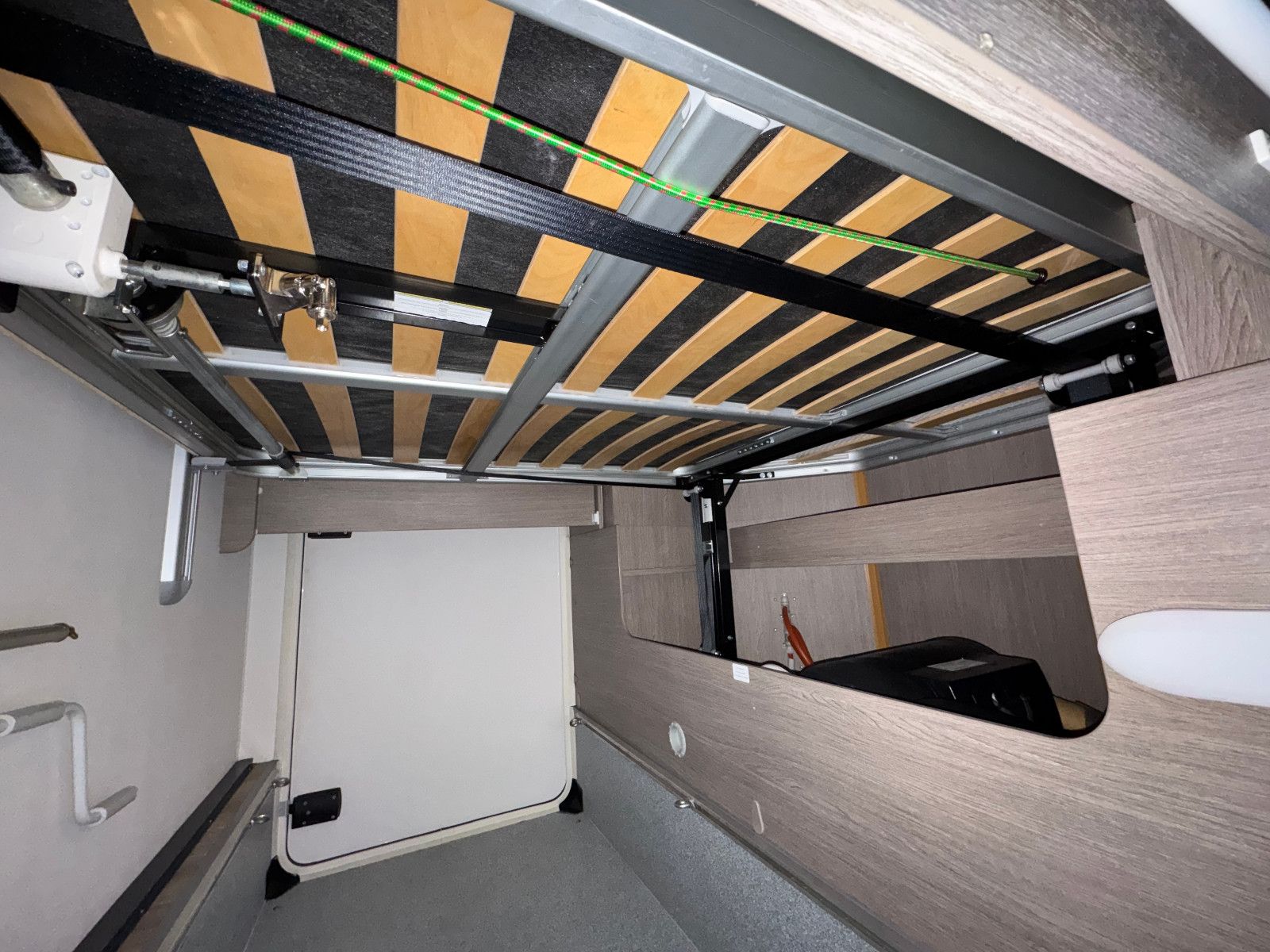 Fahrzeugabbildung Dethleffs 60 JAHRE MAGIC EDITION T 3 DBM LUFTFEDERUNG VOLL