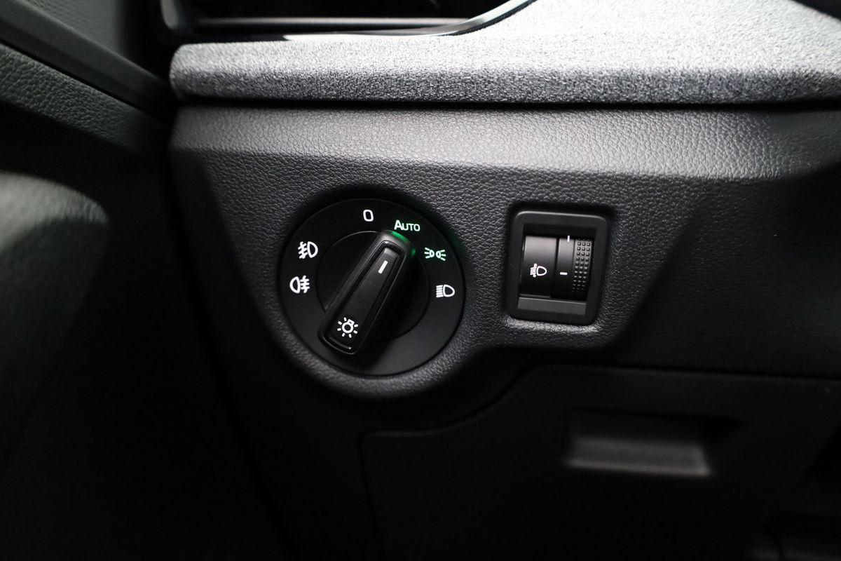 Skoda Kamiq 1.5 TSI DSG Selection, AHK, LED, Kamera, L, миниатюра 10
