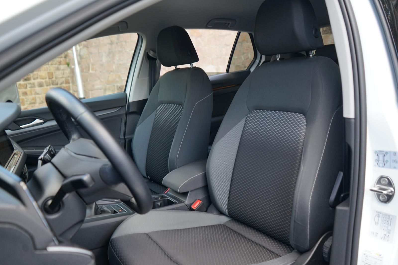 Volkswagen Golf VIII 1.0 Active LED Navi Sitzheizung PDC, миниатюра 29