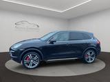 Porsche Cayenne Turbo SCHWARZ/BEIGE PANO/CARBON - Porsche Cayenne in Krefeld