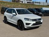 Volkswagen Touareg V6 TDI 4M R-Line *LED/SHZ/Pano/360G/AHK* - Volkswagen Touareg: R