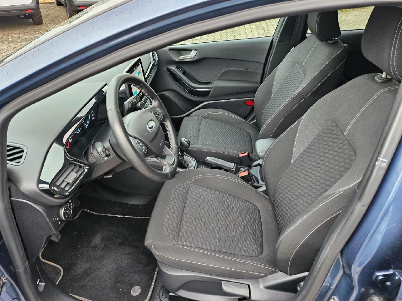 Fahrzeugabbildung Ford Fiesta Titanium