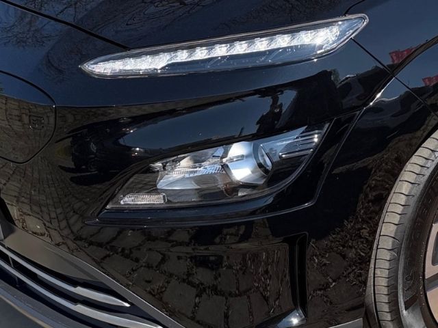 Fahrzeugabbildung Hyundai KONA Edition 30+ Elektro 2WD +KLIMA+NAVI+PDC+UVM