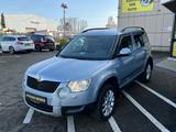 Skoda Yeti Ambition Plus Edition 4x4 - Skoda Yeti: Blau