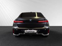 BMW 750 - Vorschau Bild 9