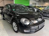 Volkswagen Beetle Lim. Design - Volkswagen Beetle aus 2012 mit Diesel-Antrieb