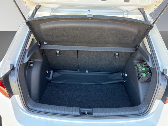 Fabia 1.0 MPI Active KLIMA PDC LED SCHEINWERFER