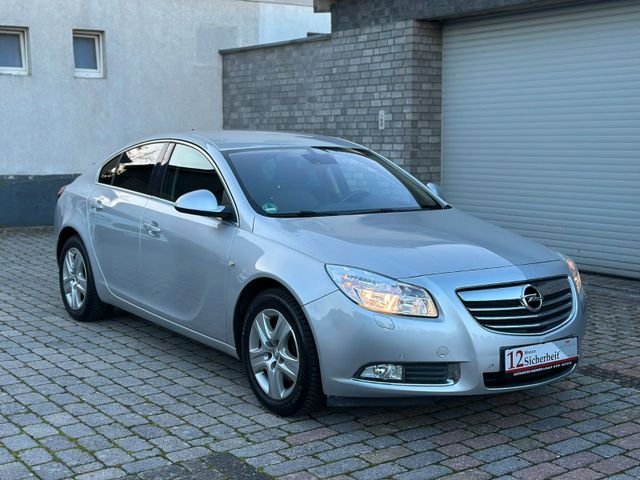 Opel Insignia A Lim. Design Edition Navi*2-Zonen*TOP*