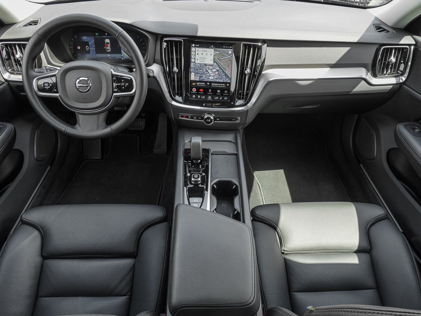 Volvo V60 Cross Country B4 D AWD Plus Bright 19ZOLL LE foto 10