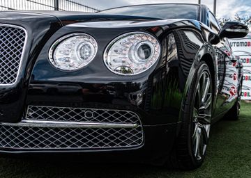 Fahrzeugabbildung Bentley Flying Spur 4.0 V8 PANO|CAM|LUFT|SHZ|SLF|KEYLES