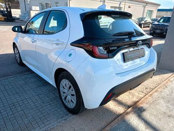Toyota Yaris - 4