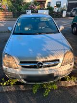 Opel Vectra 2,2 - Opel Vectra Gebrauchtwagen in München