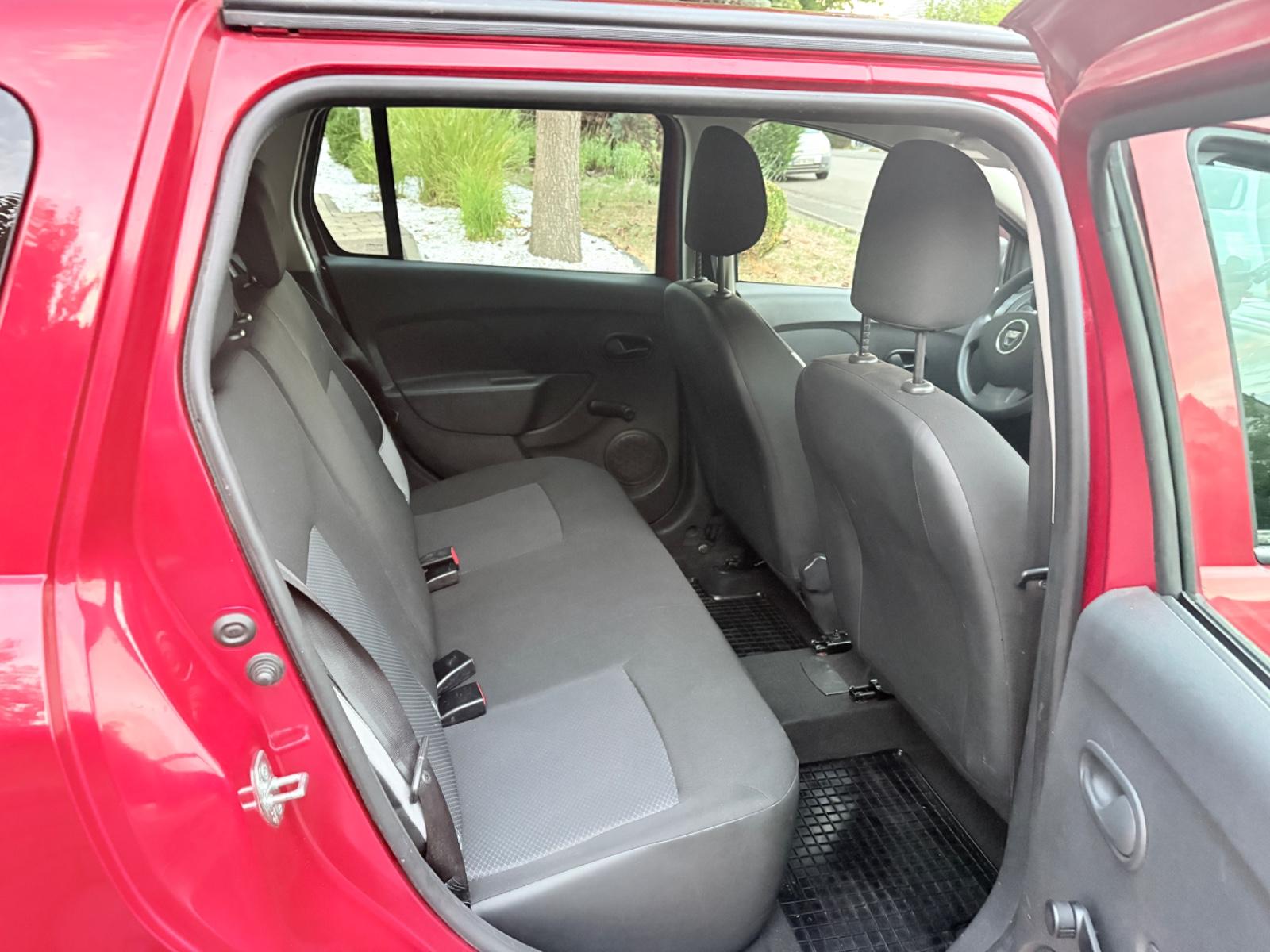 Dacia Logan 2015 — photo 10