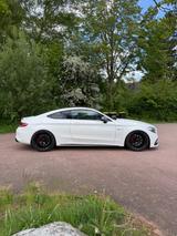 Mercedes-Benz C 63 AMG Mercedes-AMG C 63 Autom. Mercedes-AMG - Mercedes-Benz C 63 AMG Gebrauchtwagen in Hamburg