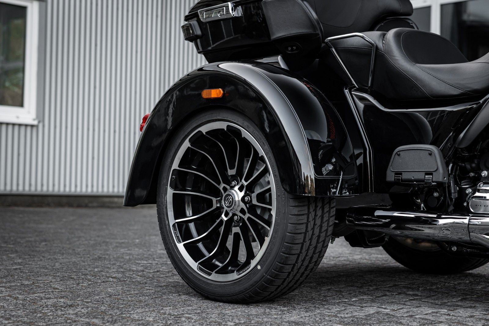 Fahrzeugabbildung Harley-Davidson TRI GLIDE ULTRA TRIKE 114 MY25 FLHTCUTG VORFÜHRF