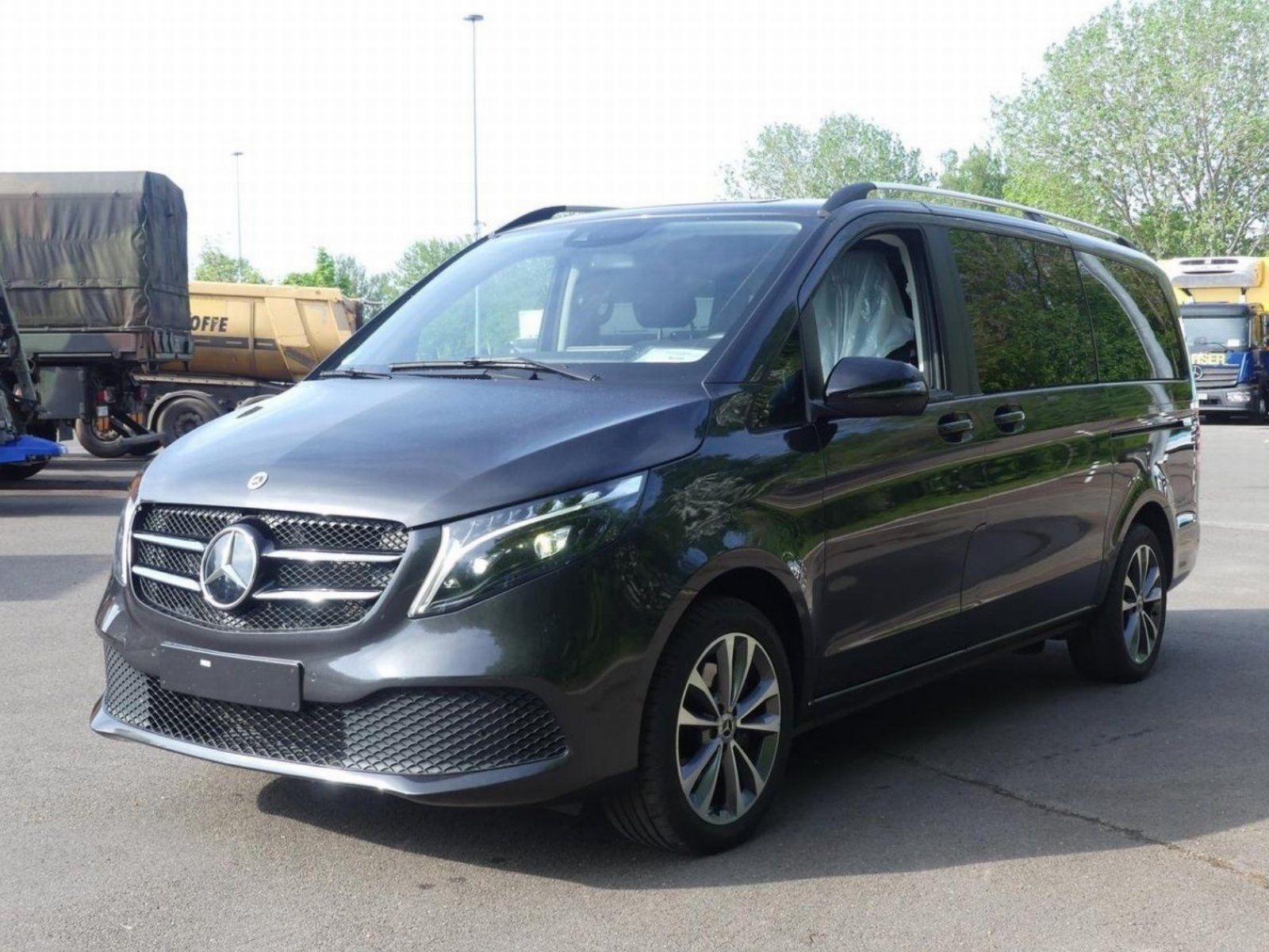 Fahrzeugabbildung Mercedes-Benz V 300 d L EDITION DISTRO AHK MBUX ILS el.Heckkla