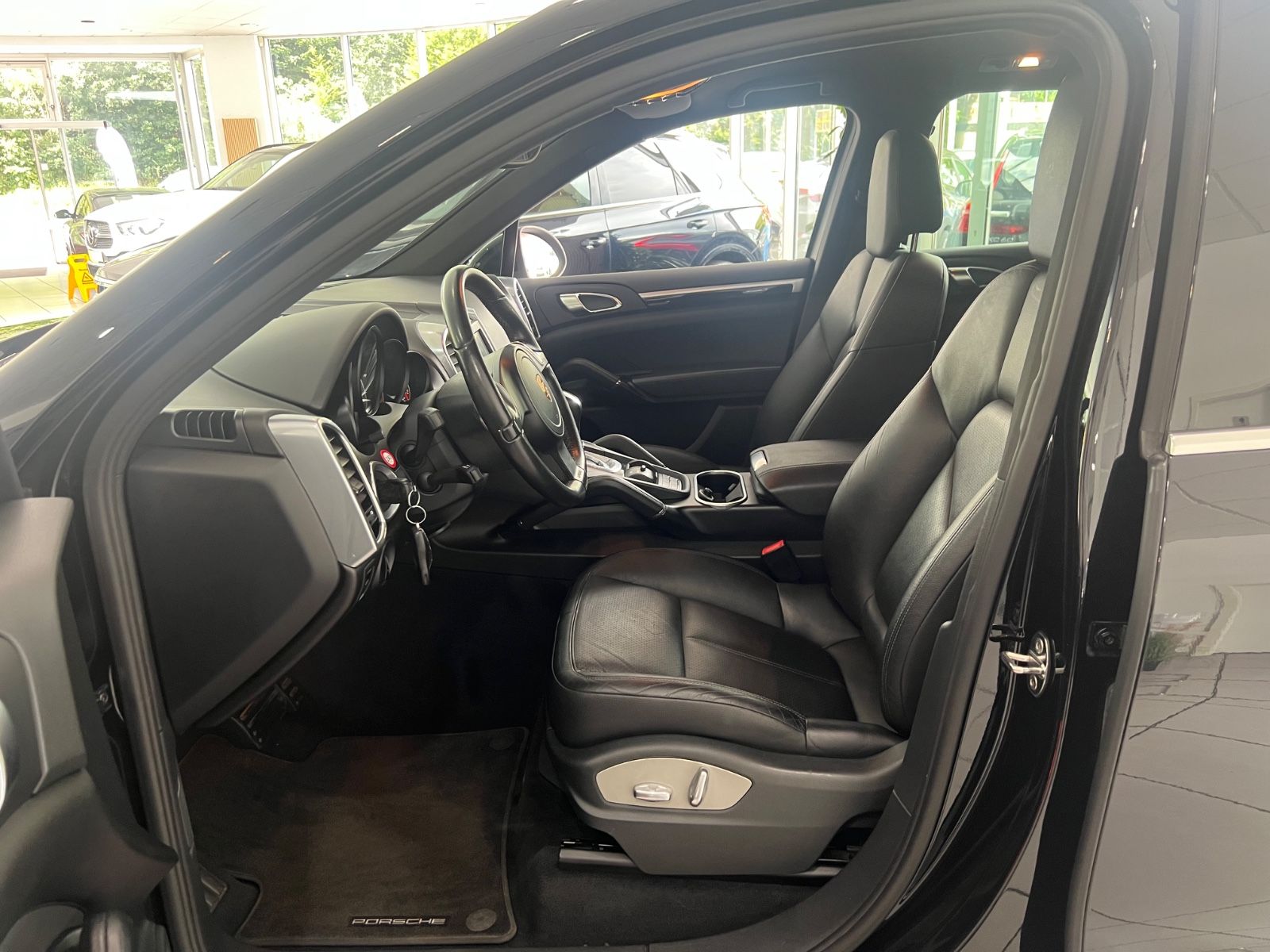 Fahrzeugabbildung Porsche Cayenne Diesel * 1.HAND *SCHECKHEFT BEI PORSCHE*