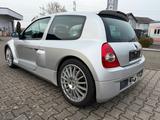 Renault Clio II V6 3.0 Sport Phase 2, nur 41t km - Renault Clio mit Benzin-Antrieb: Sportwagen
