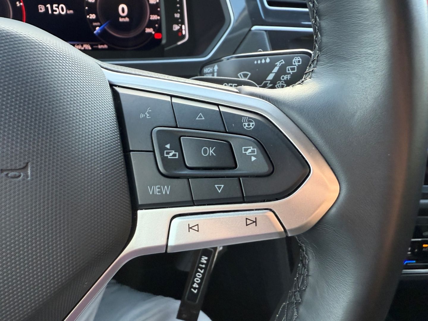 VW Tiguan Allspace 4Motion 2.0 TDI AHK-klappbar Nav - Image 18