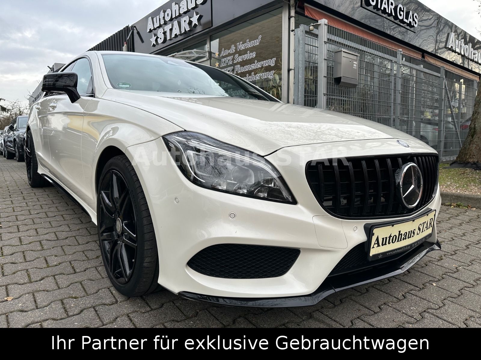 MERCEDES-BENZ CLS350d BlueTec 4Matic / KAMERA - NAVI - MASSAGE