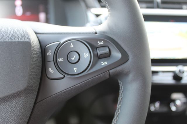 Fahrzeugabbildung Opel Corsa F 1.2 Turbo GS KlimaA,LED,Navi,SHZ,Kam.,LM