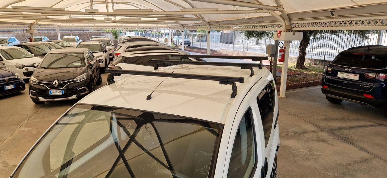 Fiat Qubo 2011 — photo 11