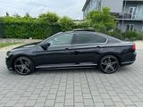 Volkswagen Passat 2.0TDI R-LINE PANO*NAVI*LEDER*XENON*KAMER - Volkswagen Passat mit Diesel-Antrieb: 2.0
