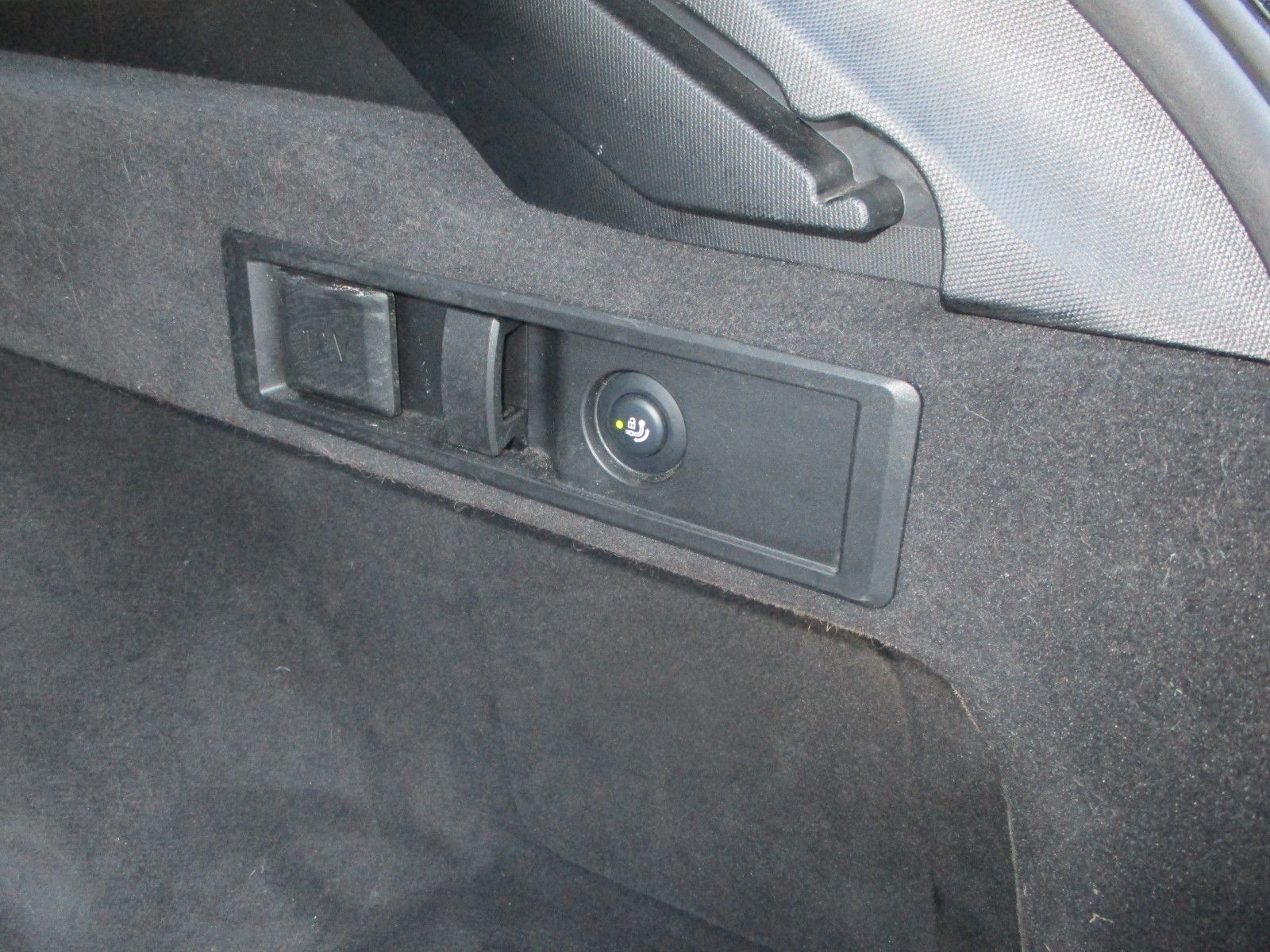 BMW 318 d Touring AHK HiFi LED DAB foto 10