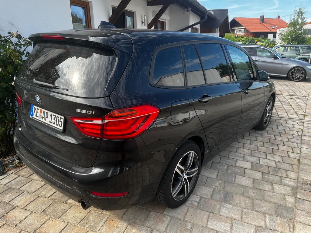 BMW 220