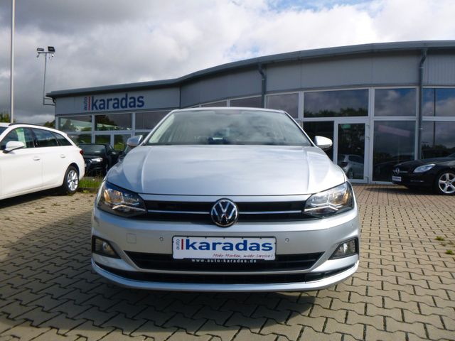 Fahrzeugabbildung Volkswagen Polo VI Highline >95 PS/Navi/Sitzheiz/PDC<