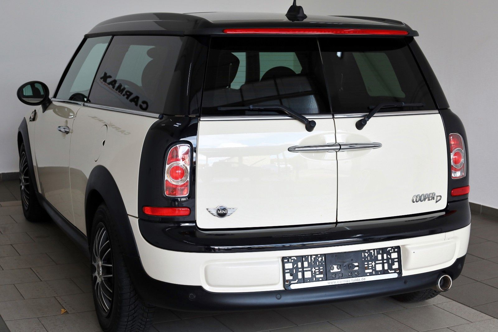 Fahrzeugabbildung MINI Clubman Cooper D T.Leder,Navi,Xenon,PanDach,SH