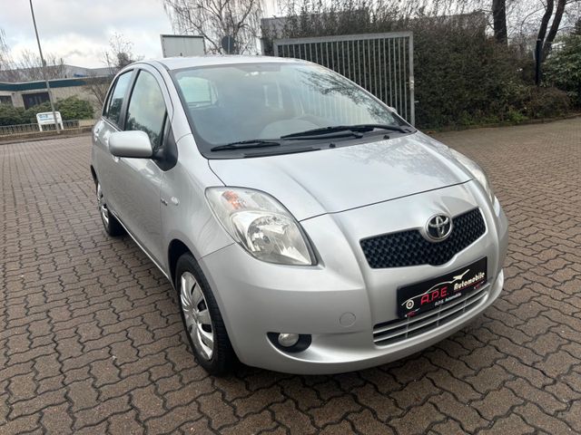 Toyota Yaris Sol 1.4 D 1 Hand Klima  Tüv/Au NEU