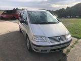 Volkswagen Sharan 2.0 Auto Highline - gebrauchte VW Sharan aus dem Jahr 2003