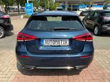 Mercedes-Benz A 200 SHZ BT NAVI Kamera - Mercedes-Benz A-Klasse: Blau