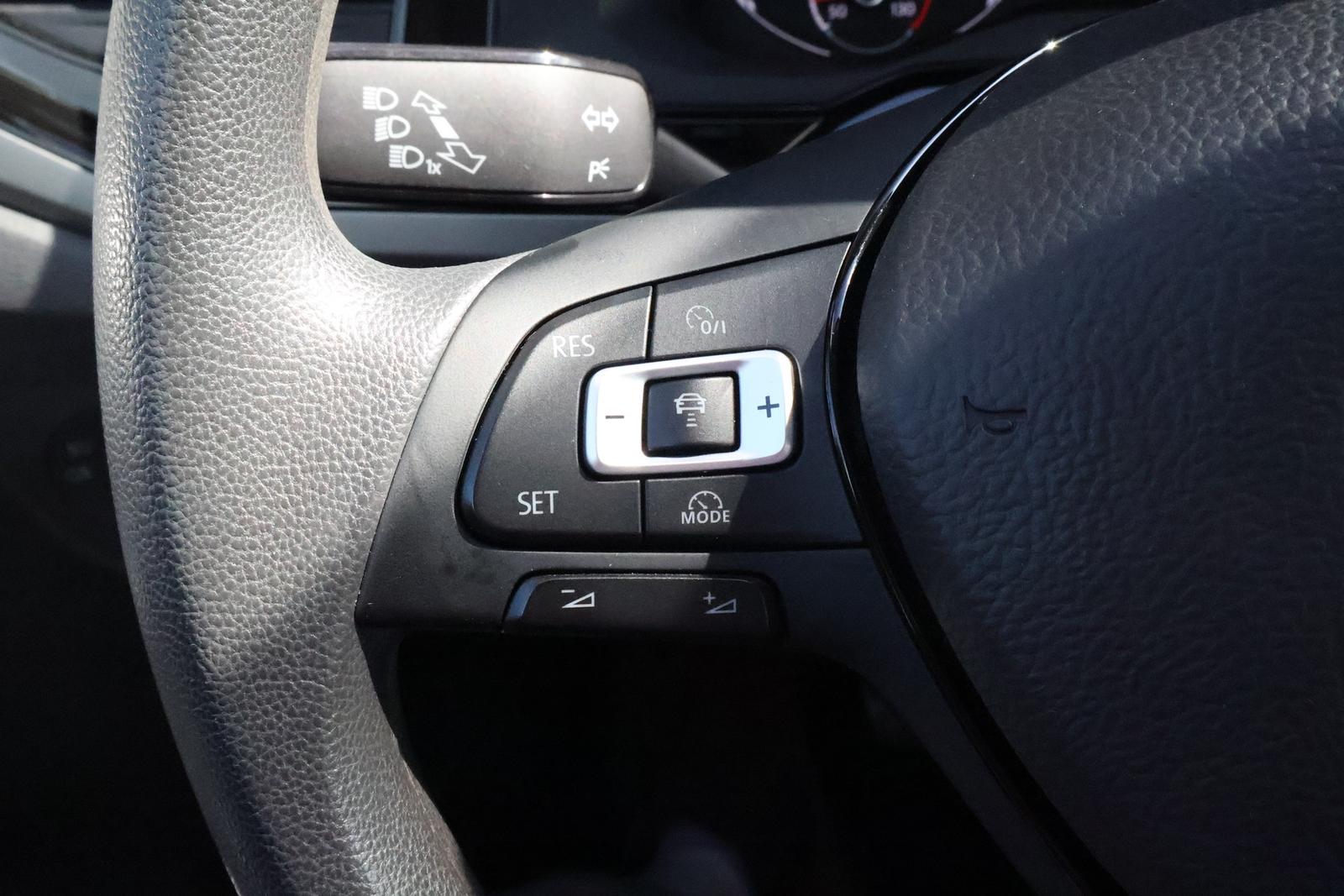 Volkswagen Polo 1.0 Comfortline Navi ACC Klimaaut.
