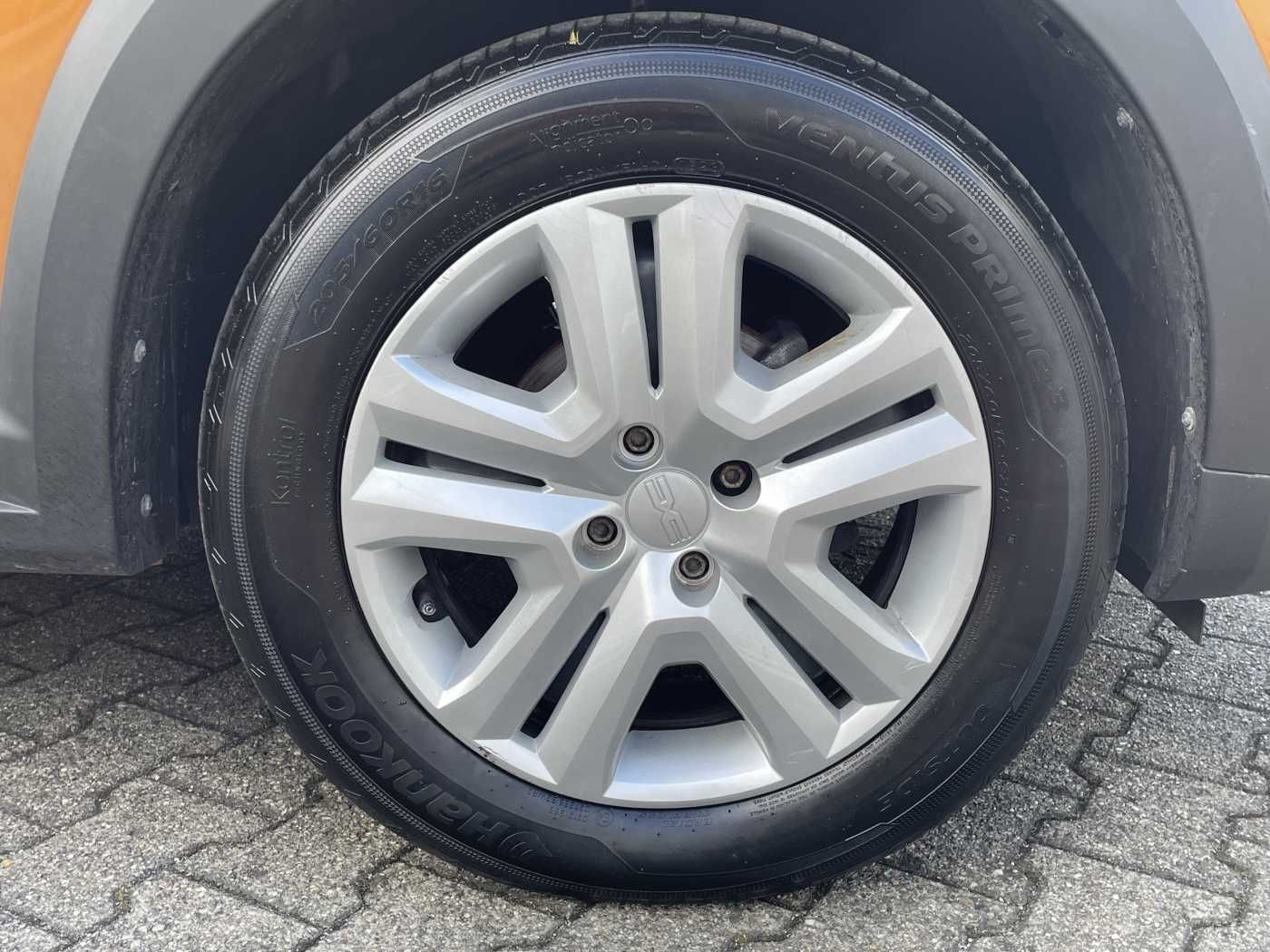 Fahrzeugabbildung Dacia Sandero Stepway Essential TCe 90