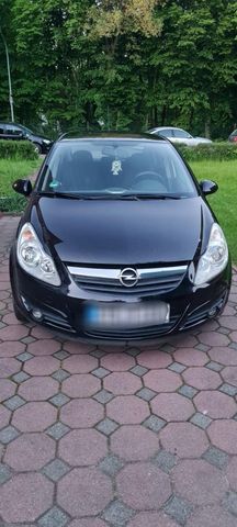 Opel Corsa D TÜV NEU