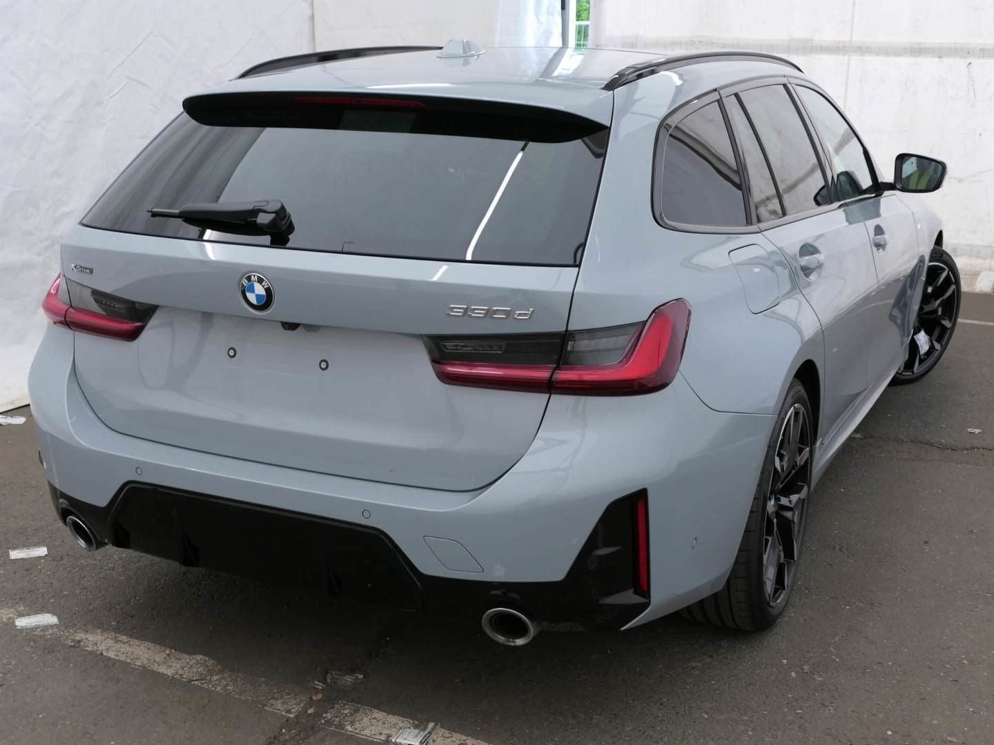 BMW 330 - Bild 3