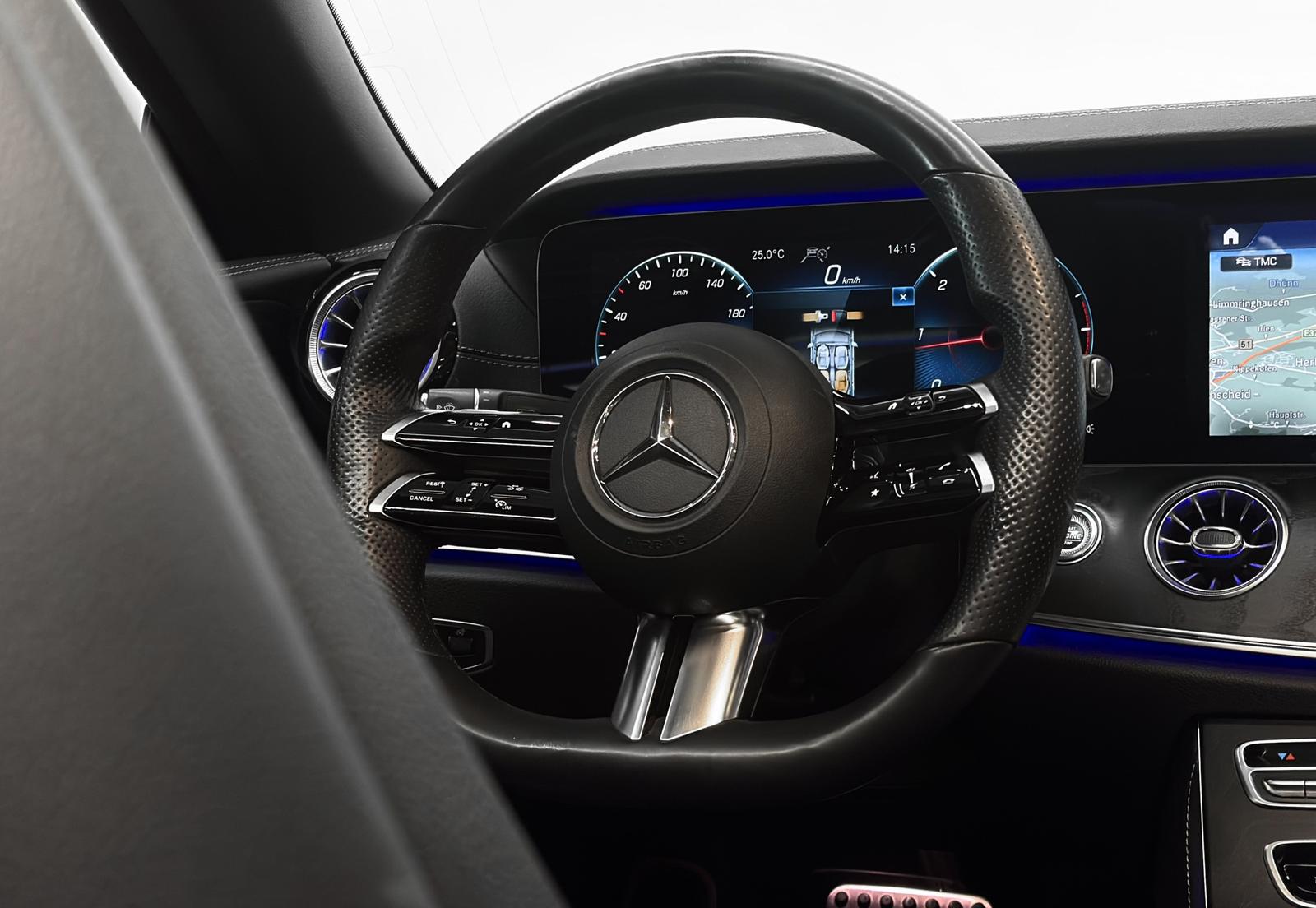 Mercedes-Benz E 220 d AMG*Burmester*Multibeam*Distr.+*360°Wide