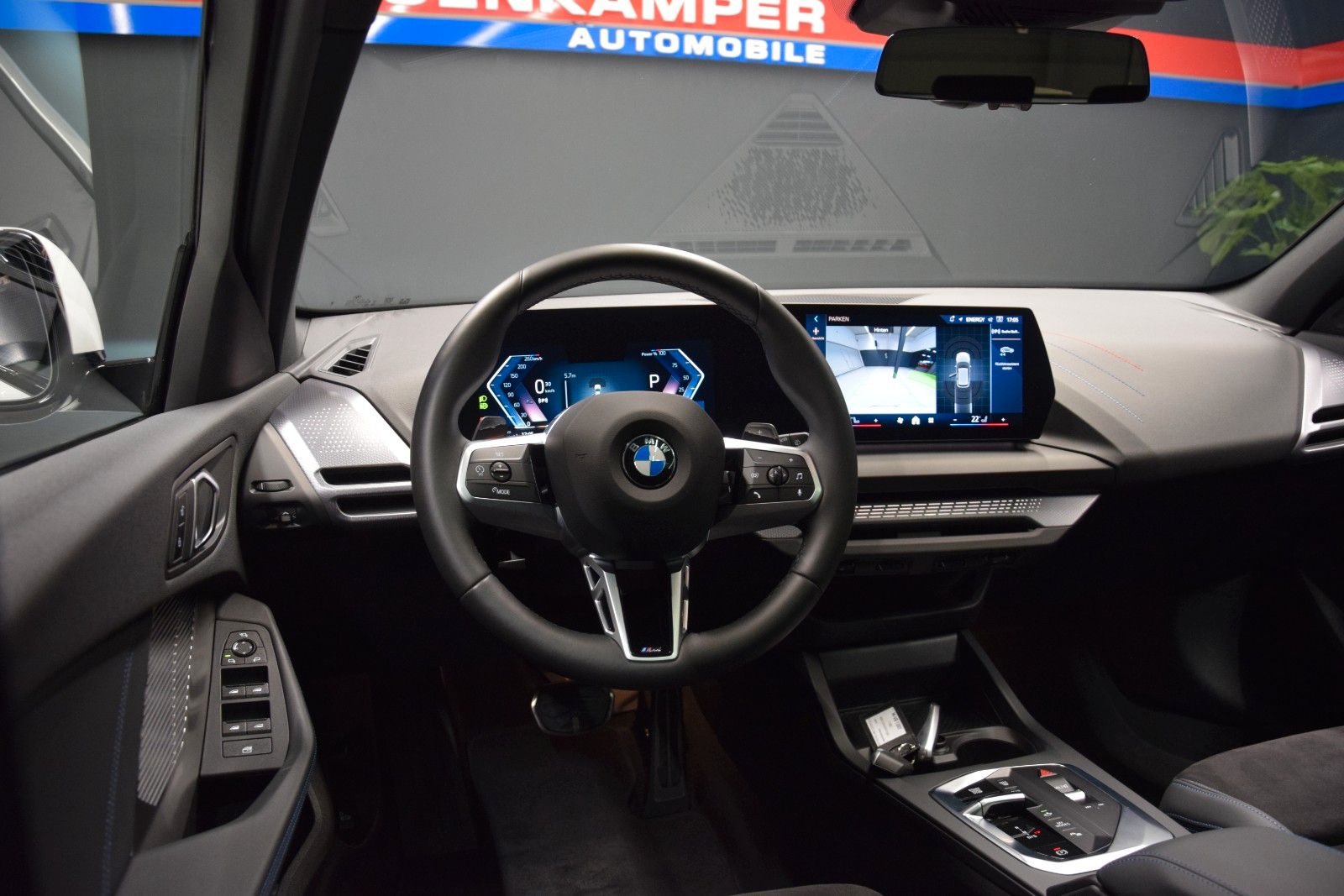 Fahrzeugabbildung BMW 118 d M Sport Pano Ambiente LED Kamera Alcantara