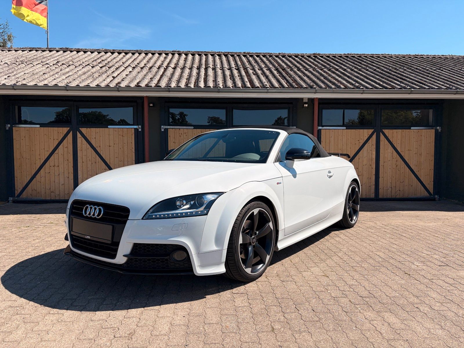 AUDI TT