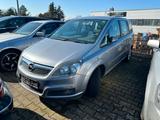 Opel Zafira B Edition 7 Sitzer. AHK. Klimaaut. - Opel Zafira