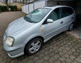 Nissan Almera Tino Plus - Nissan Almera Tino mit Benzin-Antrieb: Automatik