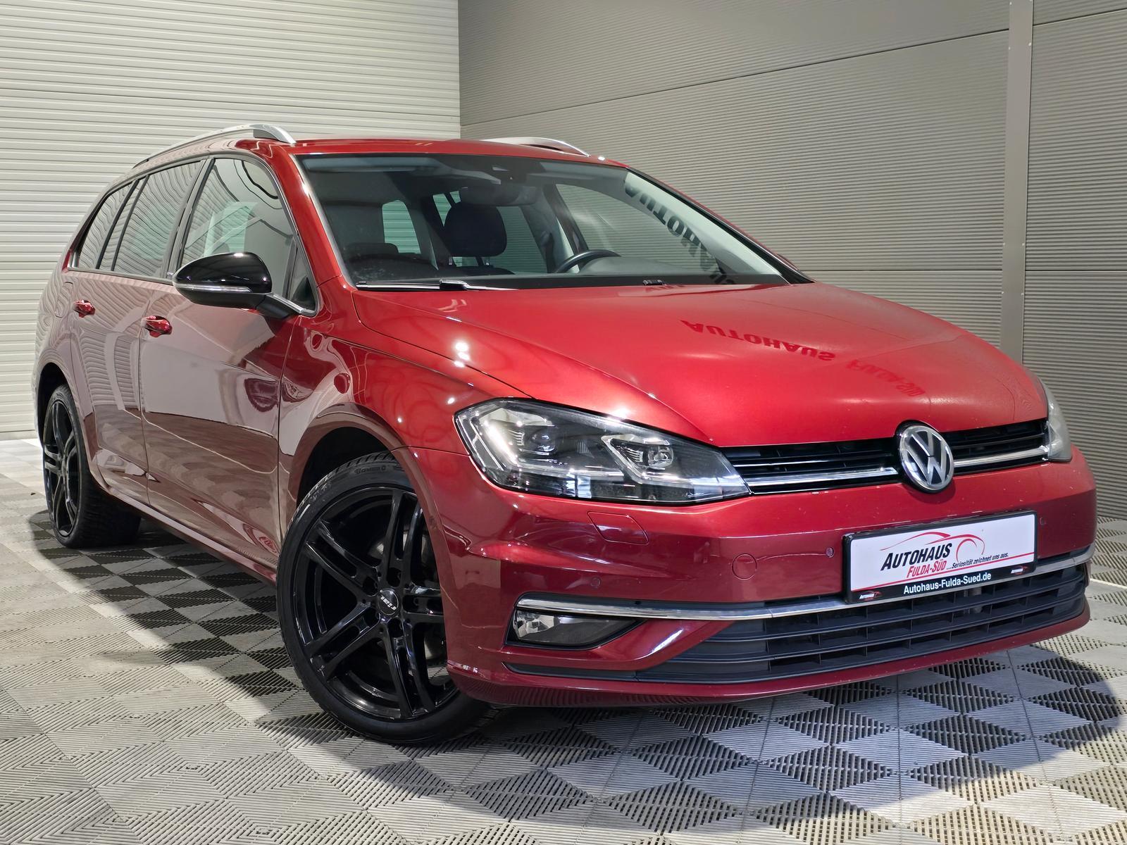 Volkswagen Golf 2.0 TDI°IQ.DRIVE°ACC°LED°TWA°Navi°Shzg°PDC°