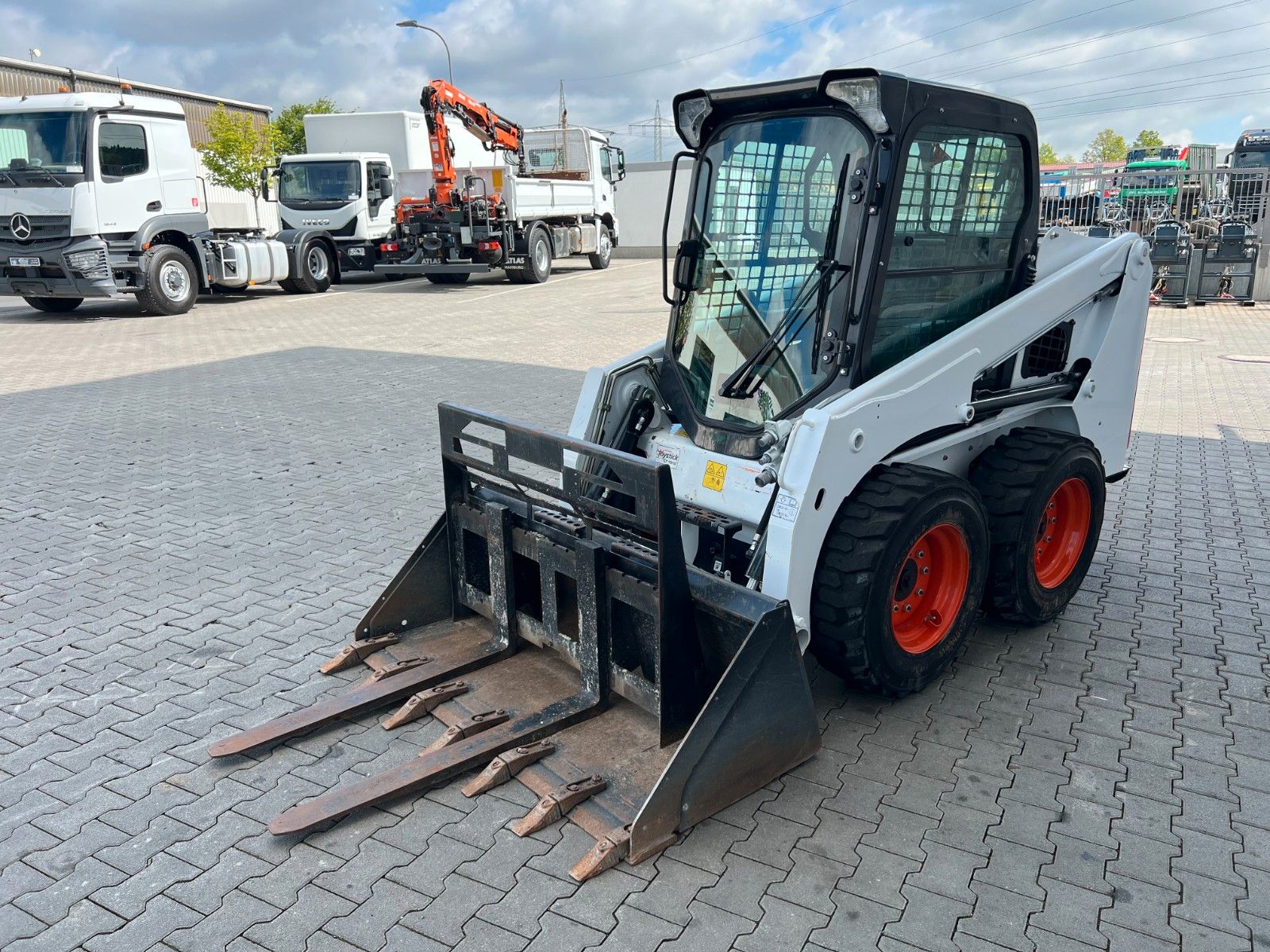Fahrzeugabbildung Bobcat S450 / nur 131h !! / Gabel / Schaufel