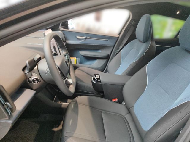 VOLVO EX30 (Bild 11 von Array)