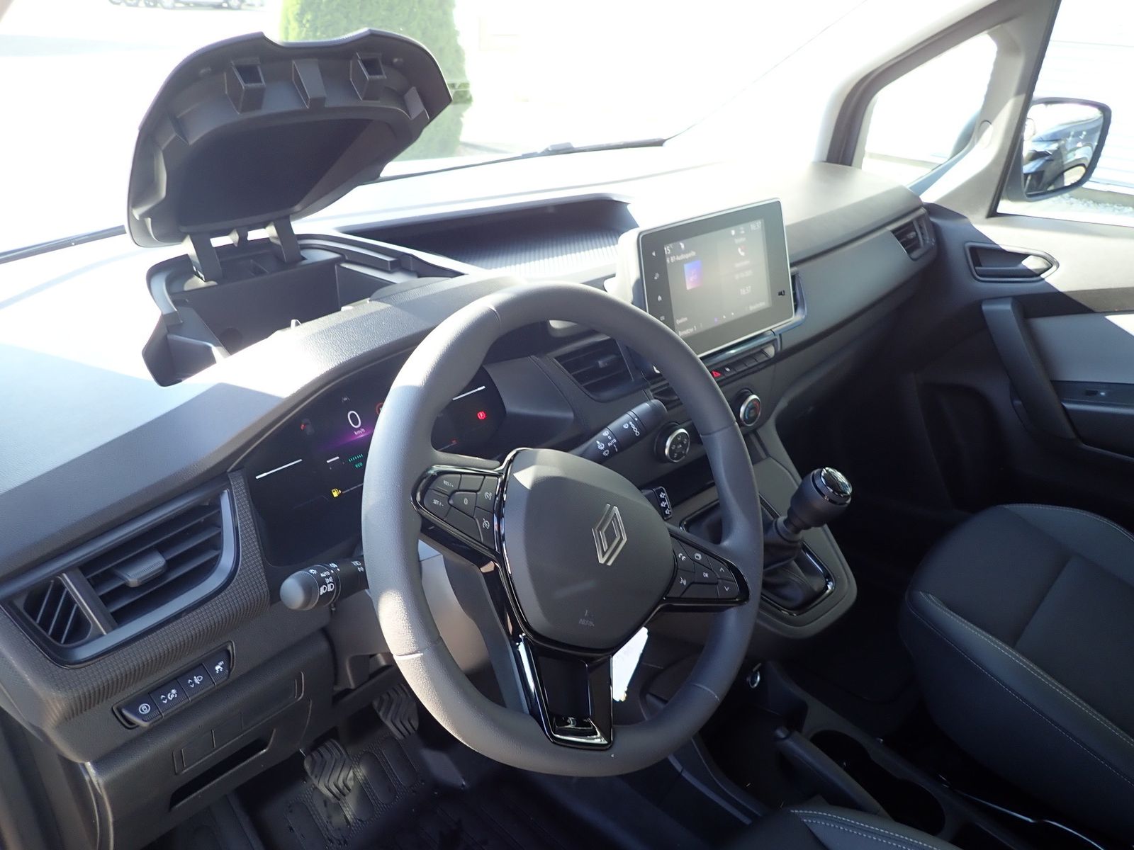 Fahrzeugabbildung Renault Kangoo Rapid Advance L1 Blue dCi 95 MY24
