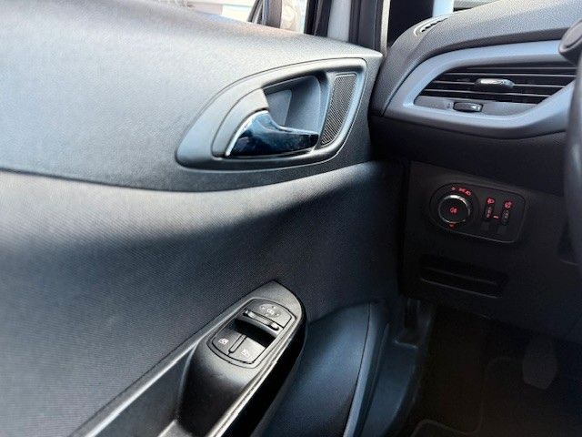 Fahrzeugabbildung Opel Corsa E Edition 1.4l 90PS SHZ/PDC!