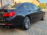 BMW 740d NEUWERIG/LANGSTRECHENF.&2HAND - gebrauchte BMW 740 aus dem Jahr 2012