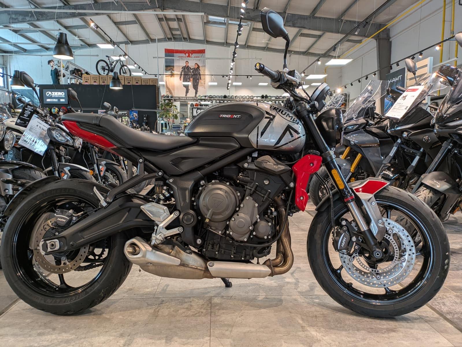 Triumph Trident 660 (Quickshifter)